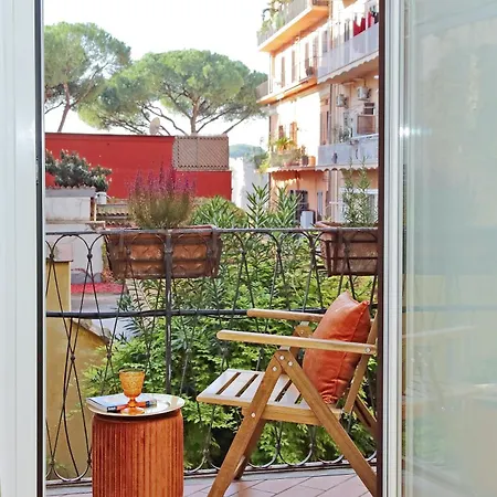 Al Colosseo, Il Tuo Balcone Segreto *