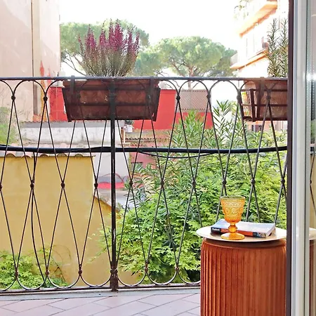 Al Colosseo, Il Tuo Balcone Segreto Διαμέρισμα *
